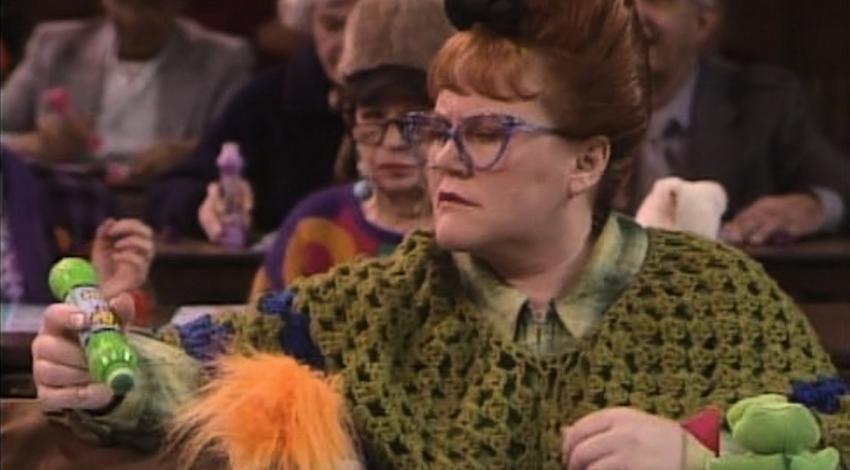 Edie McClurg | "Roseanne"(1988)